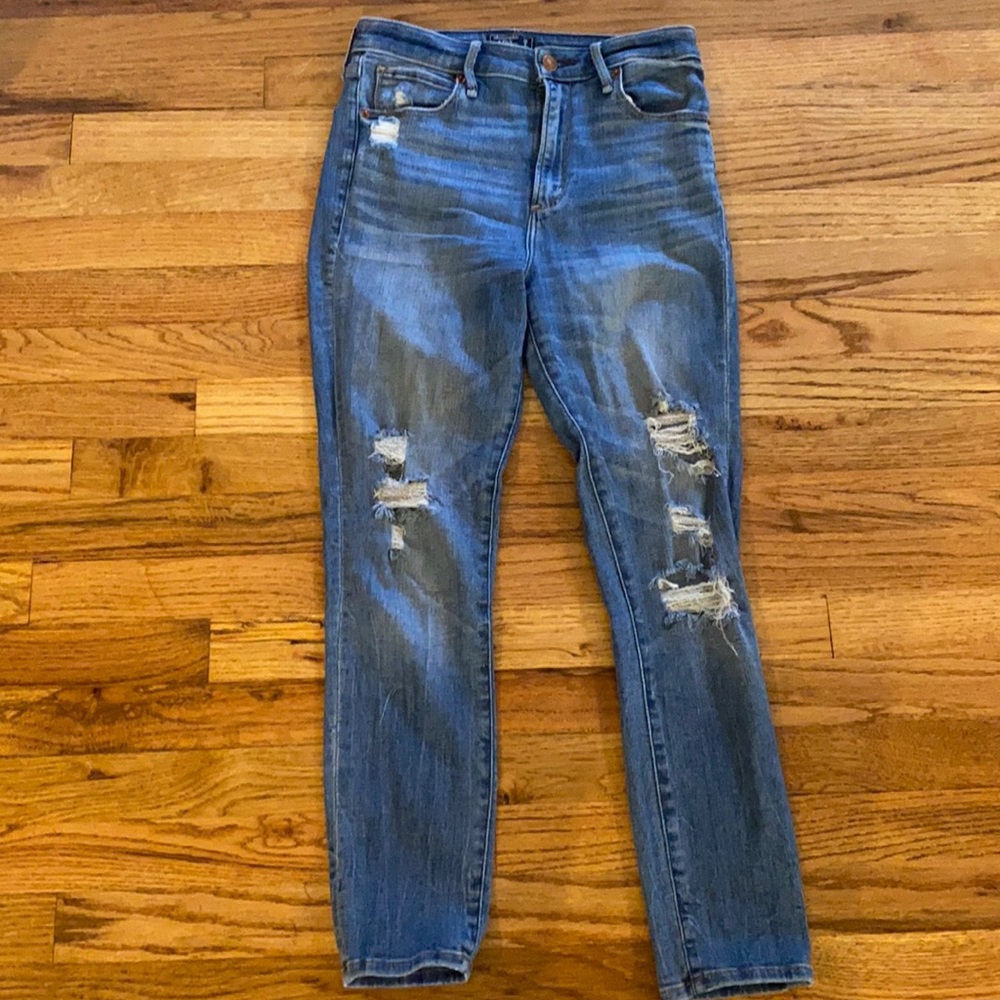 Abercrombie and Fitch high rise ankle jeans.